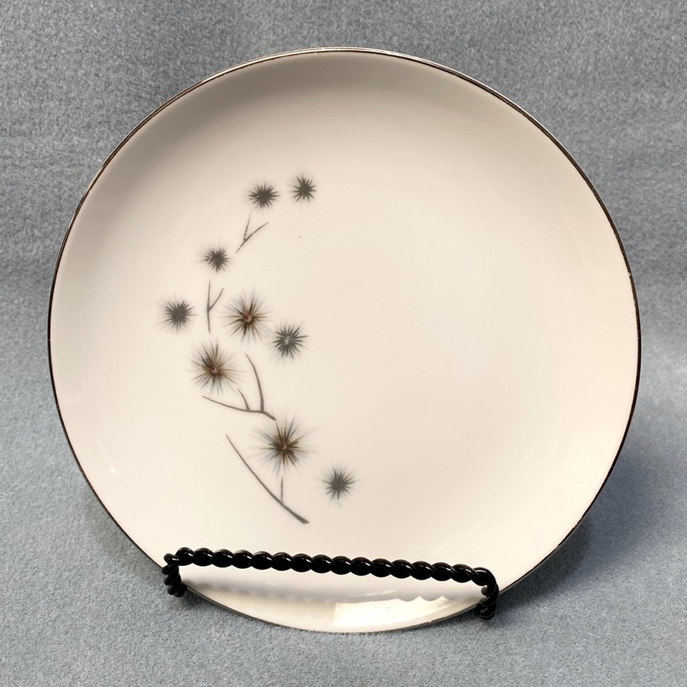 2-Creative Starburst Platinum Fine China Bread and Butter Plates 1014